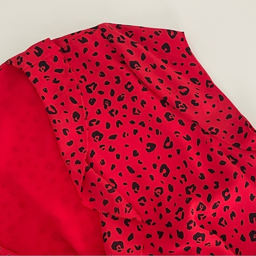 Aritzia Sunday Best Savoy Riffle Wrap Dress - Picture 7 of 11
